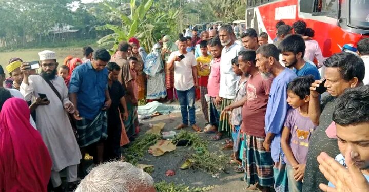 বরগুনায় বাস-মোটরসাইকেল সংঘর্ষ, ৩ ভাই নিহত