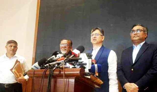 ৭১ ও ২৪ এক কাতারে আনতে রাজি নয় বিএনপি