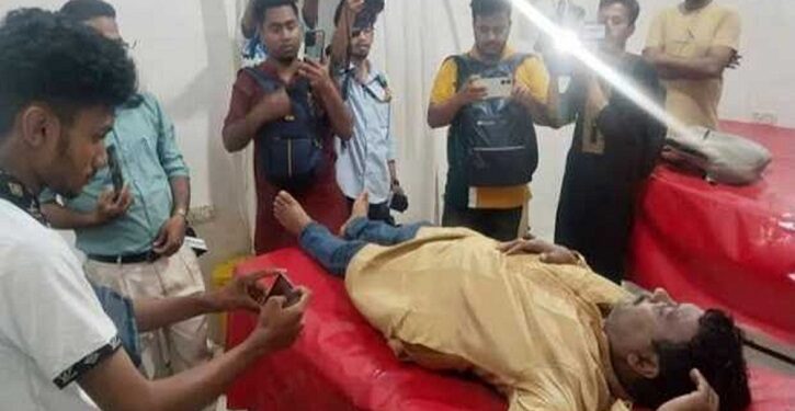 কুমিল্লা মেডিকেলে ৪ সংবাদকর্মী হামলার শিকার