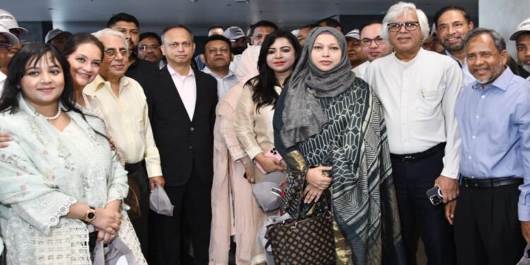 জমে উঠেছে বিজিএমইএ নির্বাচন, দুই প্যানেলের মনোনয়ন জমা