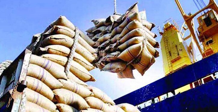 ভিয়েতনাম থেকে এলো ২০ হাজার টন চাল