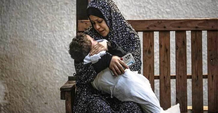 গাজায় নতুন করে হামলায় নিহত আরও ৪৫