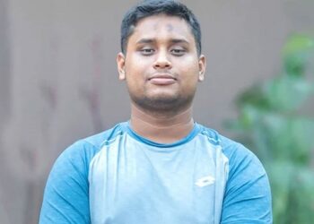 আমি শিষ্টাচারবহির্ভূত আচরণ শুরু করলে নিতে পারবেন না: হাসনাত