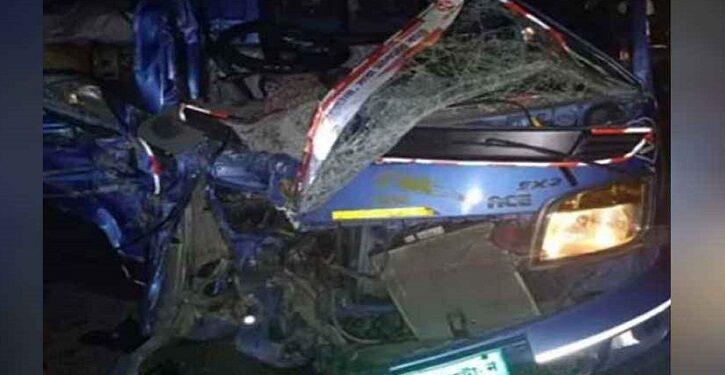 হবিগঞ্জে ট্রাক-পিকআপ সংঘর্ষ, নিহত ৪