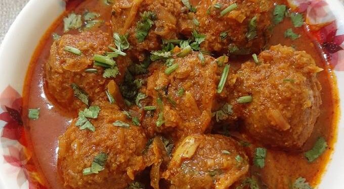 কাঁচা কাঁঠালের কোফতা কারি