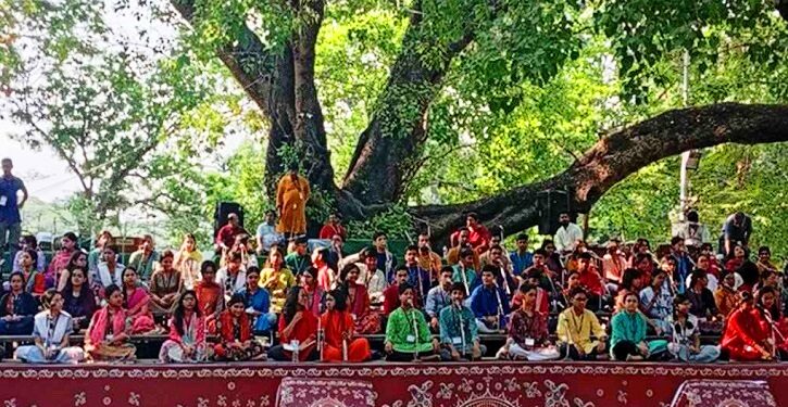 প্রস্তুত রমনা বটমূল, গান-কবিতায় হবে বর্ষবরণ