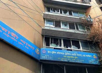 ওয়ারীতে দম্পতির মর*দেহ উদ্ধার, পাশেই পড়ে ছিল চিরকুট