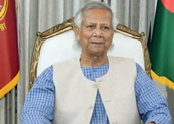 দেশে ফিরেছেন প্রধান উপদেষ্টা