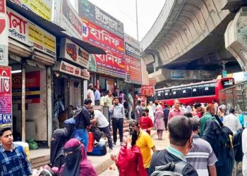 যাত্রাবাড়ী-সায়েদাবাদে আজও ঘরমুখো মানুষের ভিড়