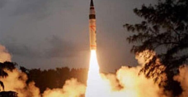 পাকিস্তানে ভারতের ক্ষেপণাস্ত্র হামলা, শিশুসহ নিহত ৩