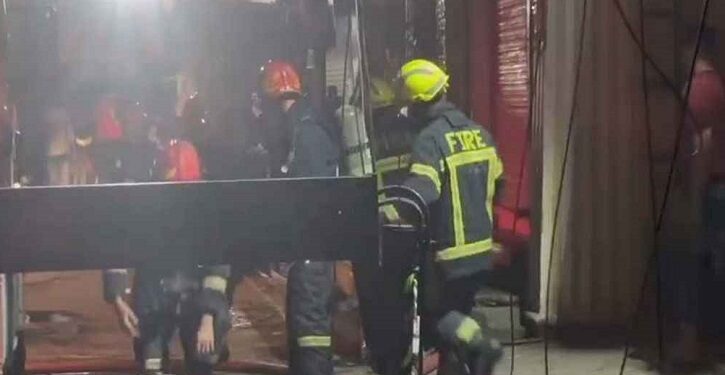 পুরানা পল্টনে আগুন, নিয়ন্ত্রণে ৭ ইউনিট