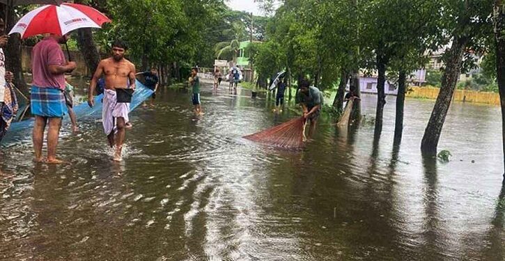 ৭ বিভাগে ভারী বৃষ্টিপাতের পূর্বাভাস, ভূমিধ্বসের শঙ্কা