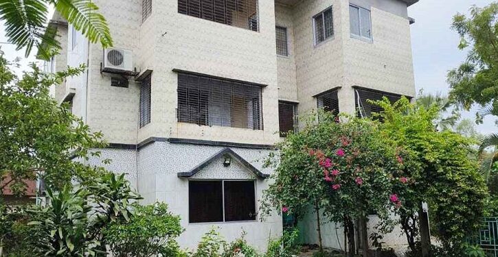 অতিরিক্ত ডিআইজির বাসায় ডাকাতি