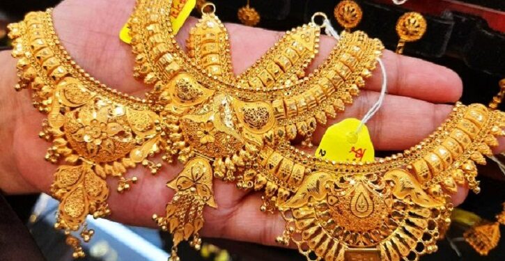 দুই দফা কমার পর ফের বাড়ল স্বর্ণের দাম