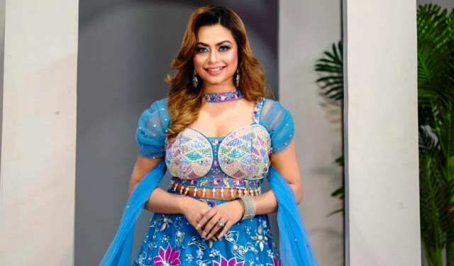 রওজাতুল জান্নাত: ব্র্যান্ড প্রমোশন থেকে লাইভ প্রেজেন্টেশন সবখানে উজ্জ্বল উপস্থিতি