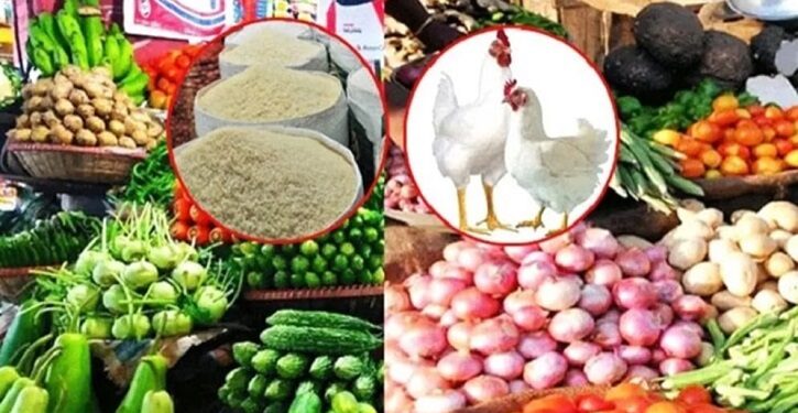 বেড়েছে ডিমের দাম, কমেছে মুরগির