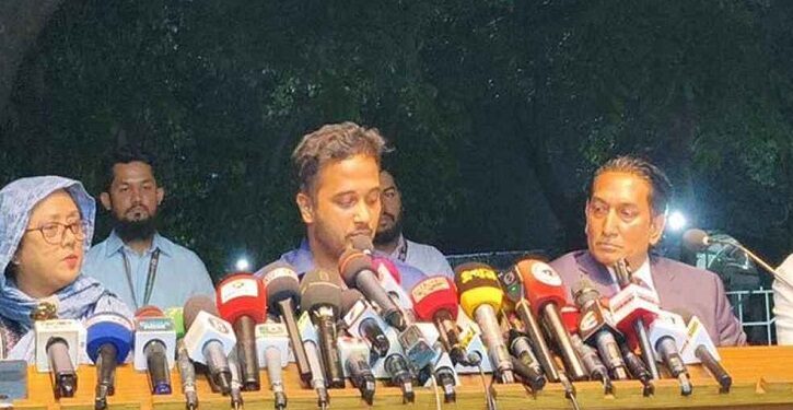 জুলাই স্মৃতি ফাউন্ডেশন থেকে পদত্যাগ করলেন স্নিগ্ধ