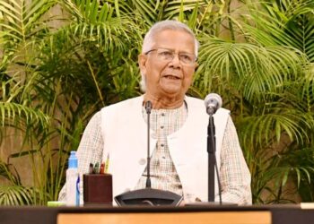 দায়িত্ব পালন অসম্ভব করে তুললে জনগণকে সঙ্গে নিয়ে সিদ্ধান্ত