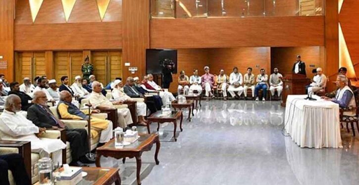 রাজনৈতিক দলগুলোর সঙ্গে প্রধান উপদেষ্টার বৈঠক আজ
