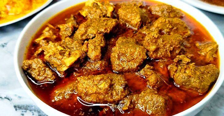 অতিরিক্ত গরুর মাংস খেলে বিপদ! হতে পারে এসব রোগ