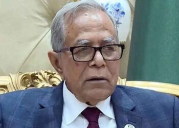 দেশে ফিরেছেন সাবেক রাষ্ট্রপতি আব্দুল হামিদ