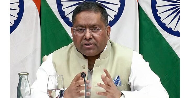 বাংলাদেশের সঙ্গে সব বিষয়ে আলোচনা চায় ভারত : জয়সোয়াল