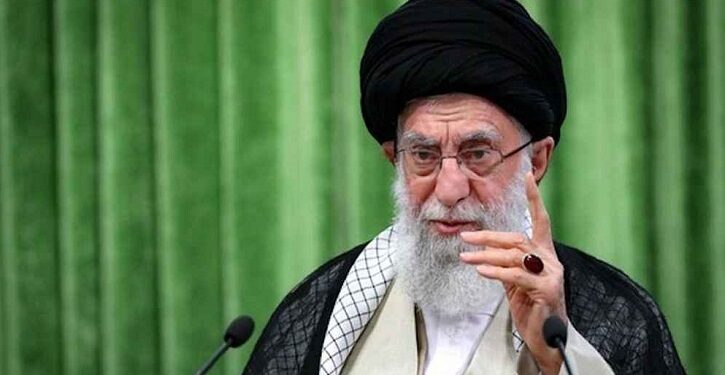 শত্রুকে শাস্তি দিতে কঠিন অঙ্গীকার খামেনির