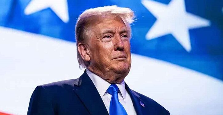 খামেনির নেতৃত্বাধীন সরকারের পতন ঘটানোর ইঙ্গিত ট্রাম্পের