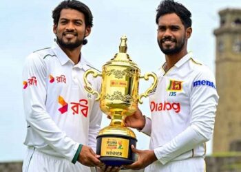 টস জিতে ব্যাটিংয়ে বাংলাদেশ
