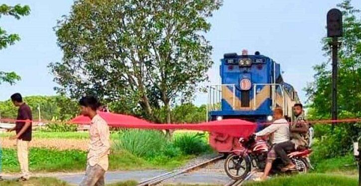 তিন ঘণ্টা পর রাজশাহীর সঙ্গে সারাদেশের রেল যোগাযোগ স্বাভাবিক  