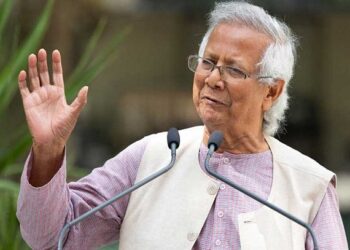 বন্দর বিদেশিদের দেওয়ার বিরোধিতাকারীদের প্রতিহত করুন: প্রধান উপদেষ্টা