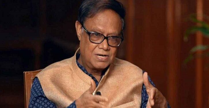 দুবাইয়ে মেয়ের বিলাসবহুল ফ্ল্যাটের বিষয়ে যে ব্যাখ্যা দিলেন গভর্নর