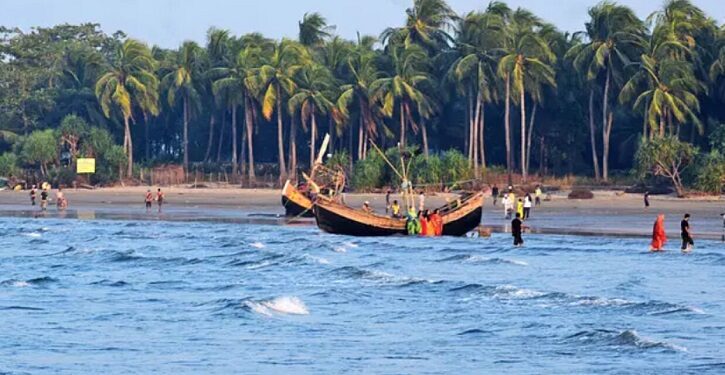 সেন্ট মার্টিনে যেতে গুনতে হবে পরিবেশ সংরক্ষণ ফি