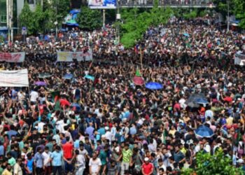 ৭ জুলাই: বাংলা ব্লকেডে স্থবির ঢাকা, কোটা বাতিলে এক দফা কর্মসূচি ঘোষণা