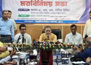 নির্বাচনে অস্ত্রের চেয়েও ভয়াবহ হুমকি হতে পারে এআই: সিইসি