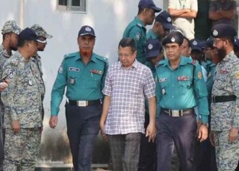 রাজসাক্ষী হওয়ায় ক্ষমা পেয়ে গেছেন সাবেক আইজিপি মামুন