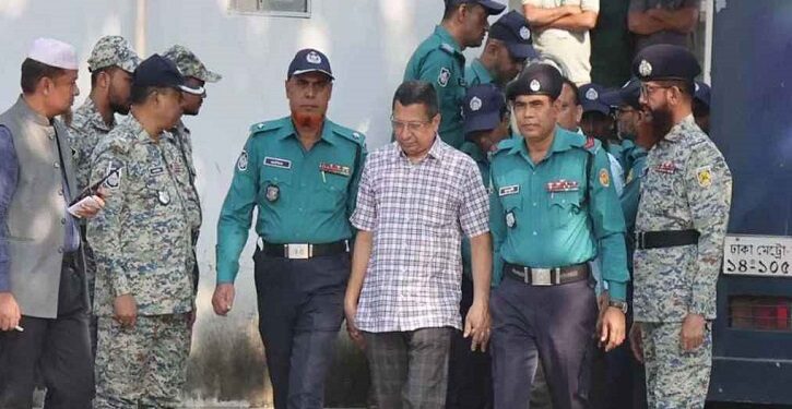 রাজসাক্ষী হওয়ায় ক্ষমা পেয়ে গেছেন সাবেক আইজিপি মামুন