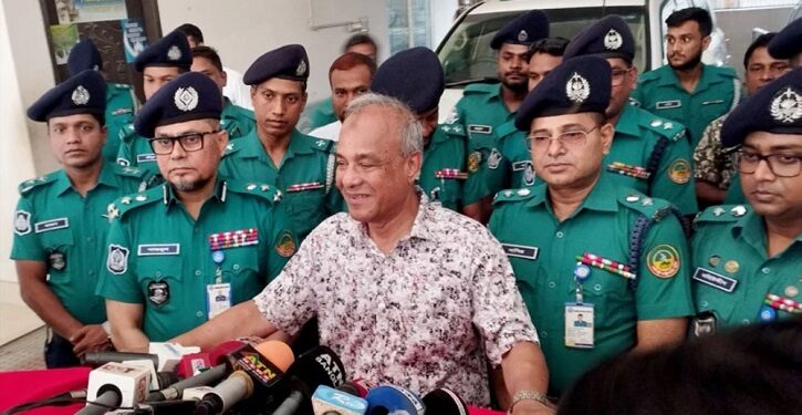 ‘আইন নিজের হাতে তুলে নিলে কঠোর ব্যবস্থা নেওয়া হবে’