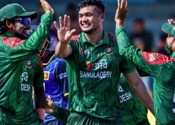 তাসকিনের কফি খেতে খেতে ৫ উইকেট শেষ!