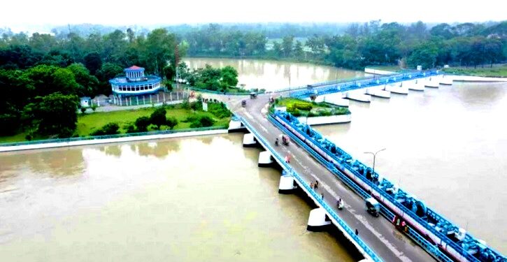 তিস্তা নদীর পানি বিপদসীমা ছুঁই ছুঁই, বন্যার আশঙ্কা