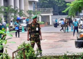 গাজায় উল্টে গেল ত্রাণের ট্রাক, নিহত অন্তত ২৫