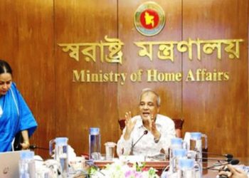 কর্মকর্তারা কোনো দলের লেজুড়বৃত্তি করতে পারবে না: স্বরাষ্ট্র উপদেষ্টা