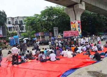 আজও শাহবাগে ‘জুলাই যোদ্ধাদের’ অবস্থান