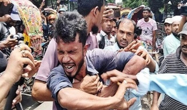 সেই রিকশাচালককে নিয়ে সরকারের বিবৃতি