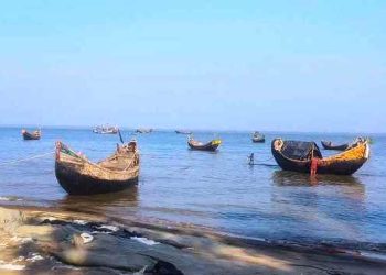 ৪০ জেলেকে ধরে নিয়ে গেছে আরাকান আর্মি