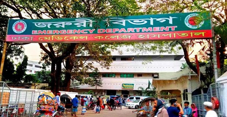 ঢাকায় ট্রাকের ধাক্কায় প্রাণ গেল যুবকের