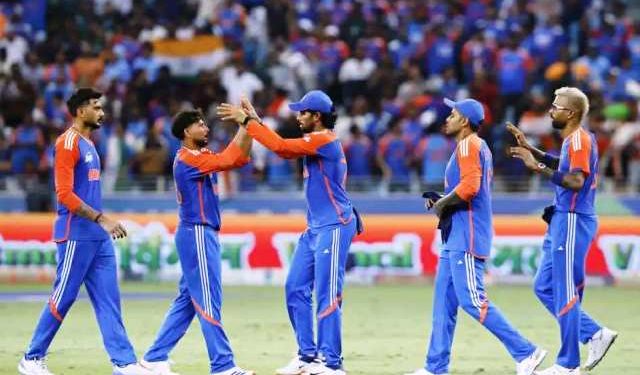 পাকিস্তানকে উড়িয়ে দিলো ভারত