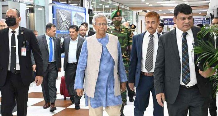 নিউইয়র্ক থেকে ঢাকার পথে প্রধান উপদেষ্টা