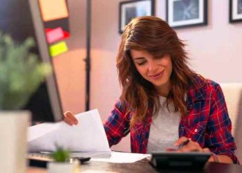 অফিসার পদে চাকরি দেবে আড়ং