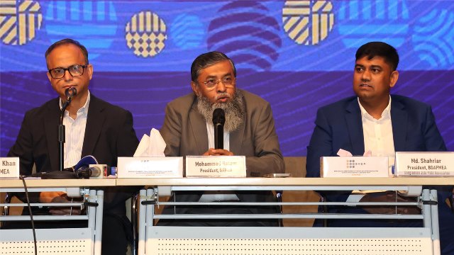 সরকার ব্যবসায়ীদের চেয়ে বিদেশিদের কথায় বেশি গুরুত্ব দেয় : বিকেএমইএ সভাপতি